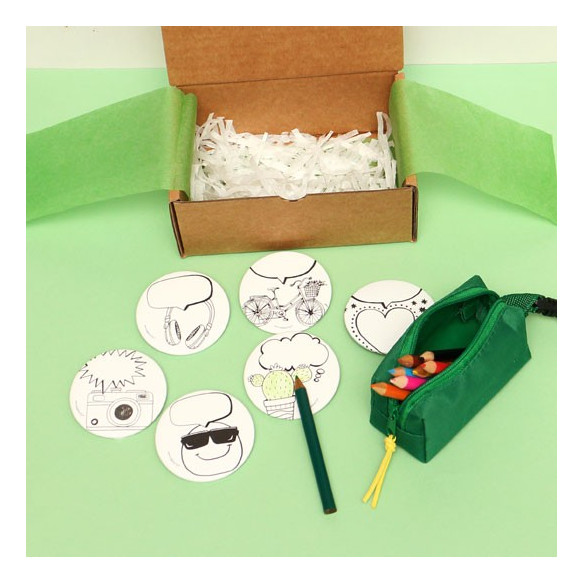 Cajita con 6 chapas de dibujos para colorear