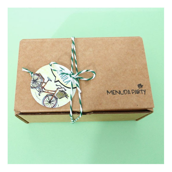 Cajita con 6 chapas de dibujos para colorear