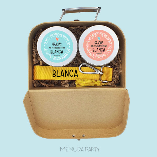 Maletita eco con chuches y llavero