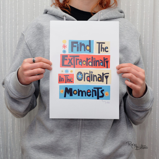 Lámina "Find the extraordinary in the ordinary moments"